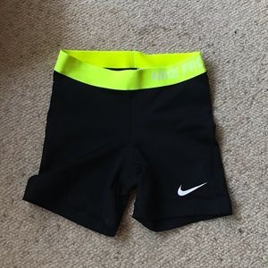 NIKE PRO SPANDEX